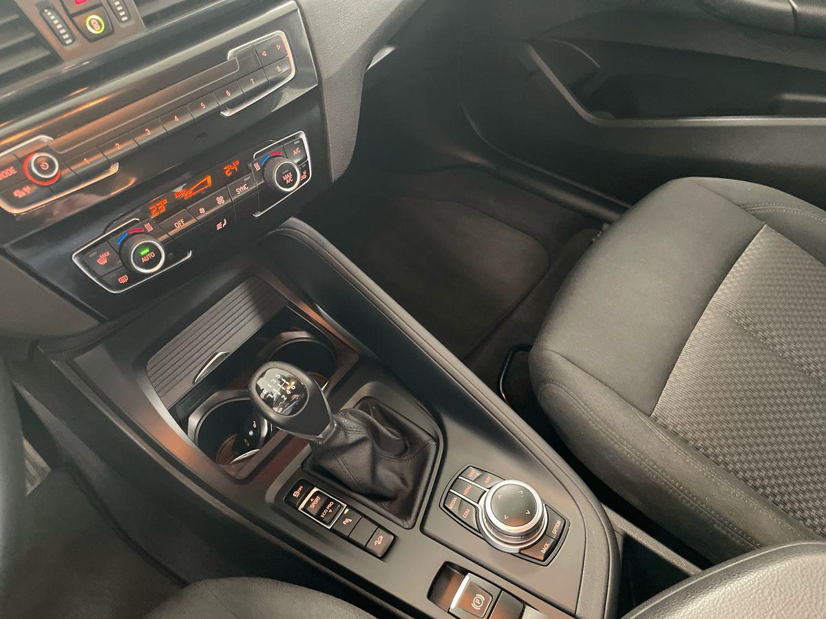 BMW X1 xdrive18d my18