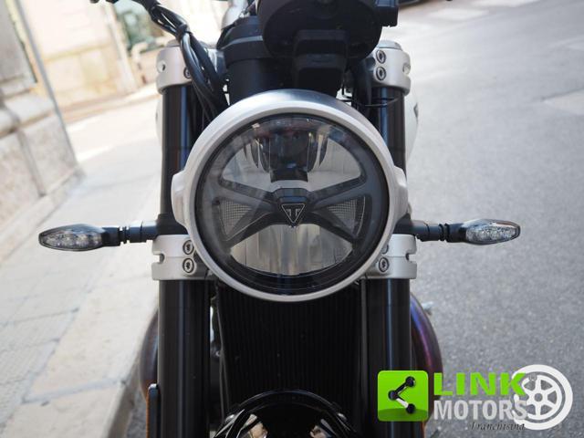 TRIUMPH Speed Twin 1200
