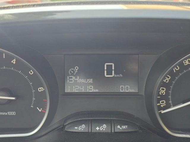 PEUGEOT 208 1.2i Benzina 82CV 5 Porte Active per NEOPATENTATI