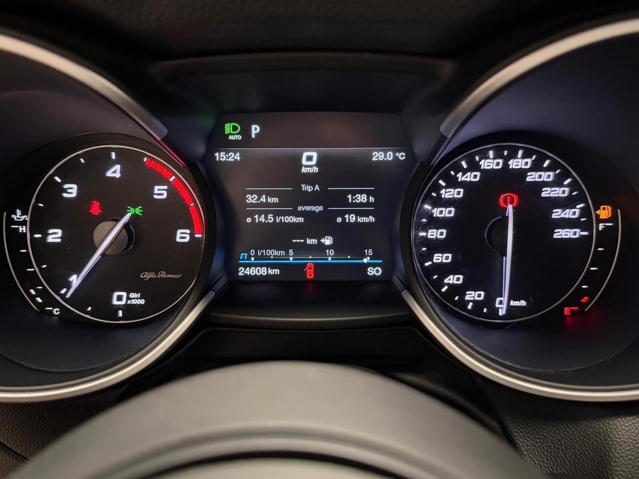Alfa Romeo Stelvio 2.2 Turbodiesel 190 CV AT8 Q4 Business