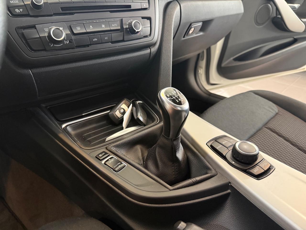 Bmw 320 Touring 320d MANUALE !!