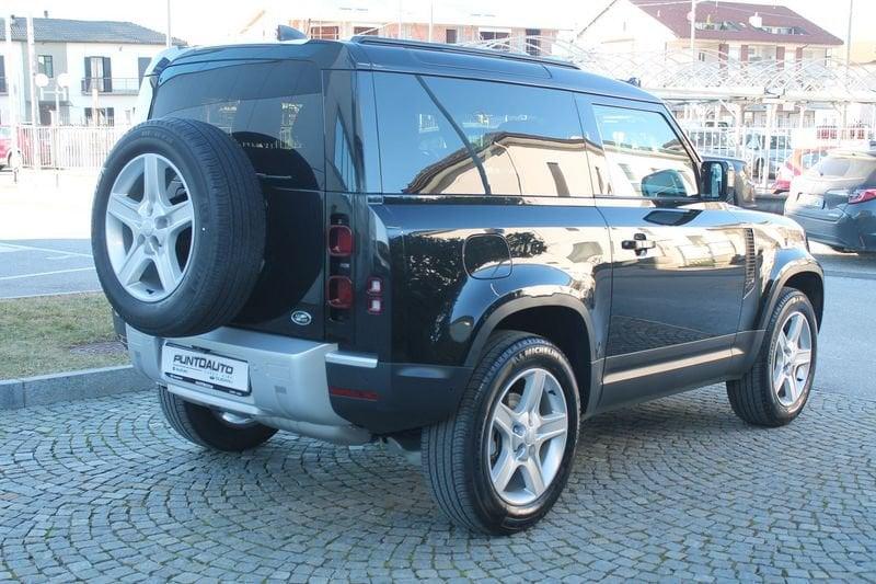 Land Rover Defender 3.0 D6 200 90 SE AWD auto.