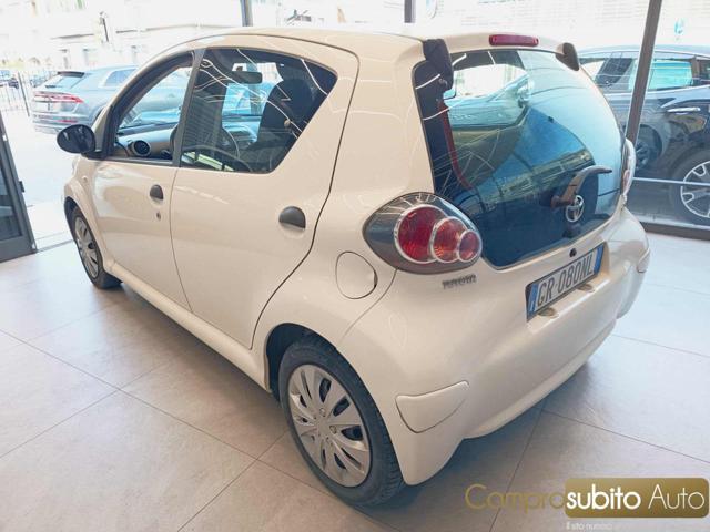 TOYOTA Aygo 1.0 12V VVT-i 5 porte Lounge
