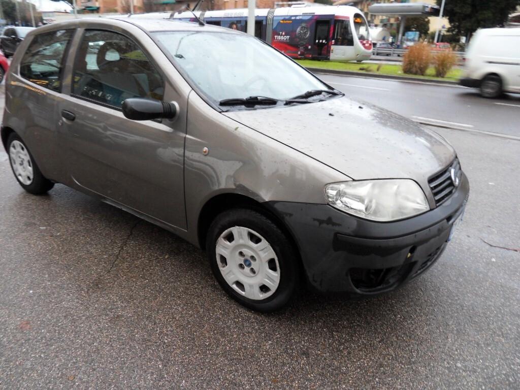 Fiat Punto 1.2 3 porte Active metano