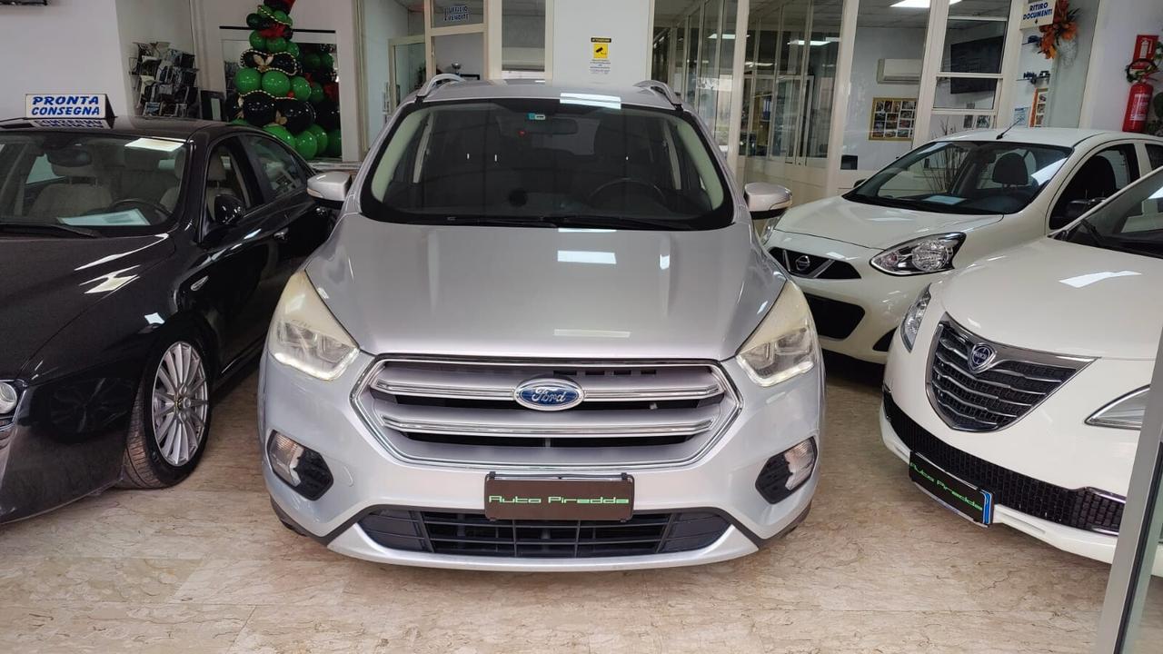 Ford Kuga 1.5 TDCI 120CV 2WD Powershift Business