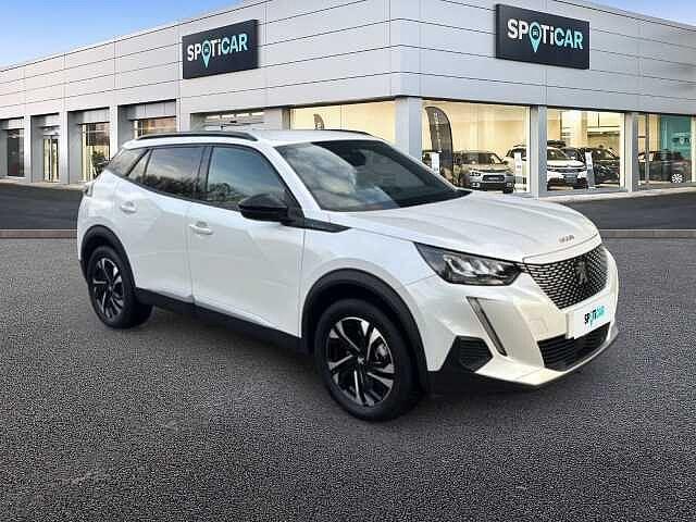 Peugeot 2008 motore elettrico 136 CV Allure