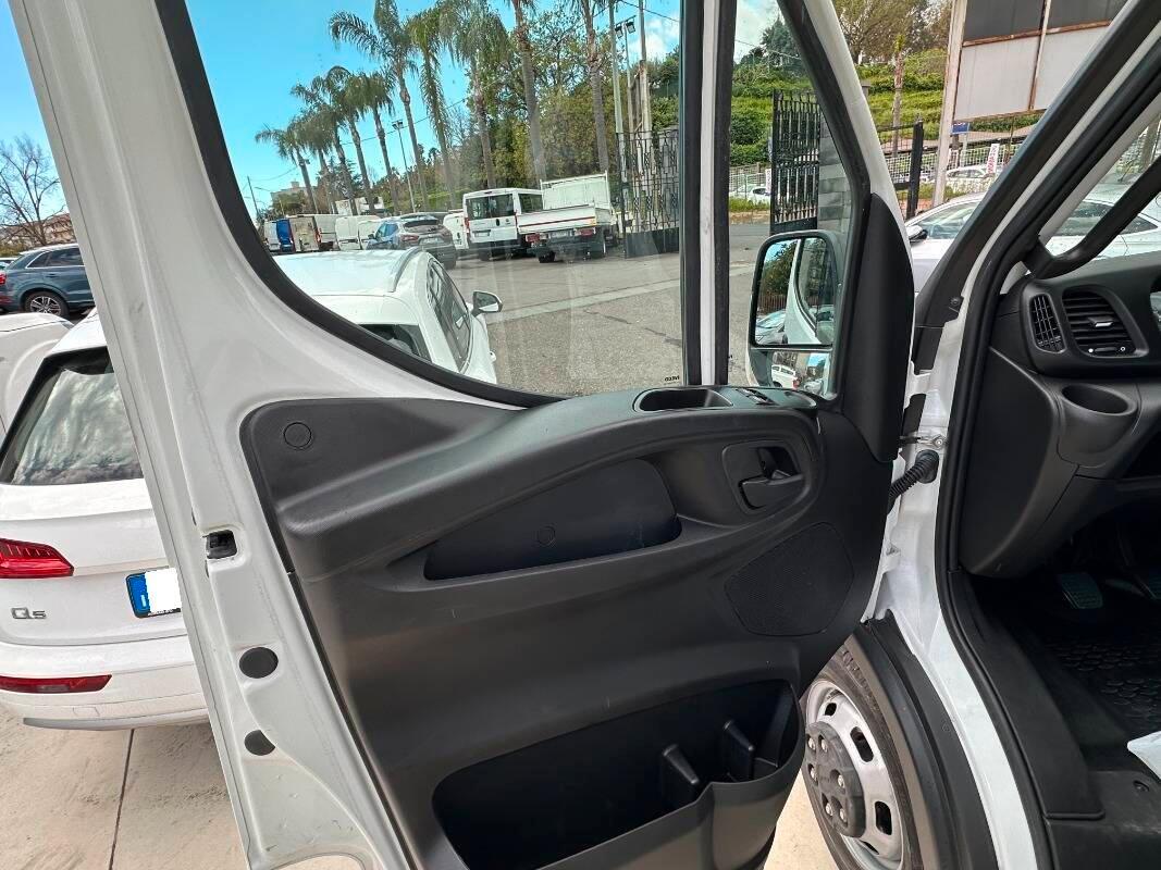 Iveco Daily 35 C14H BTor 2.3 HPT PL-RG Cabinato