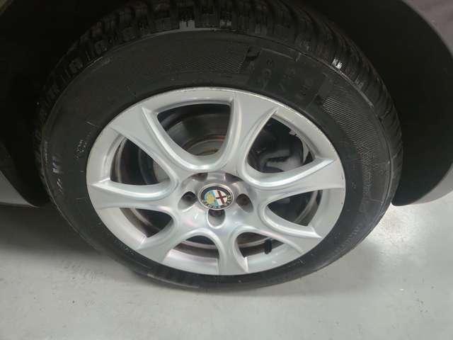 Alfa Romeo Giulietta Giulietta III 2010 1.6 jtdm(2) Exclusive