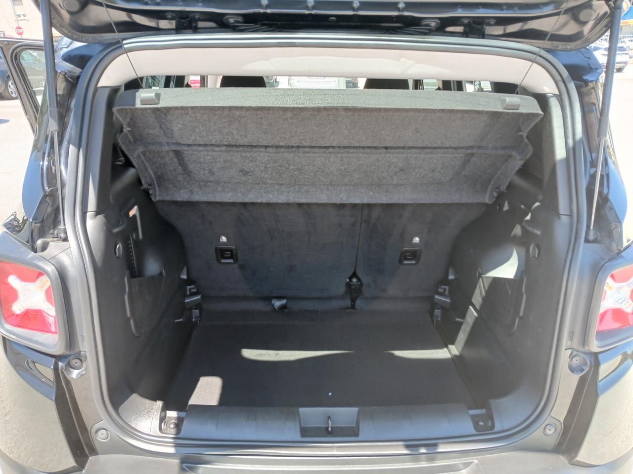 Jeep Renegade 1.5 TURBO T4 MHEV 2023