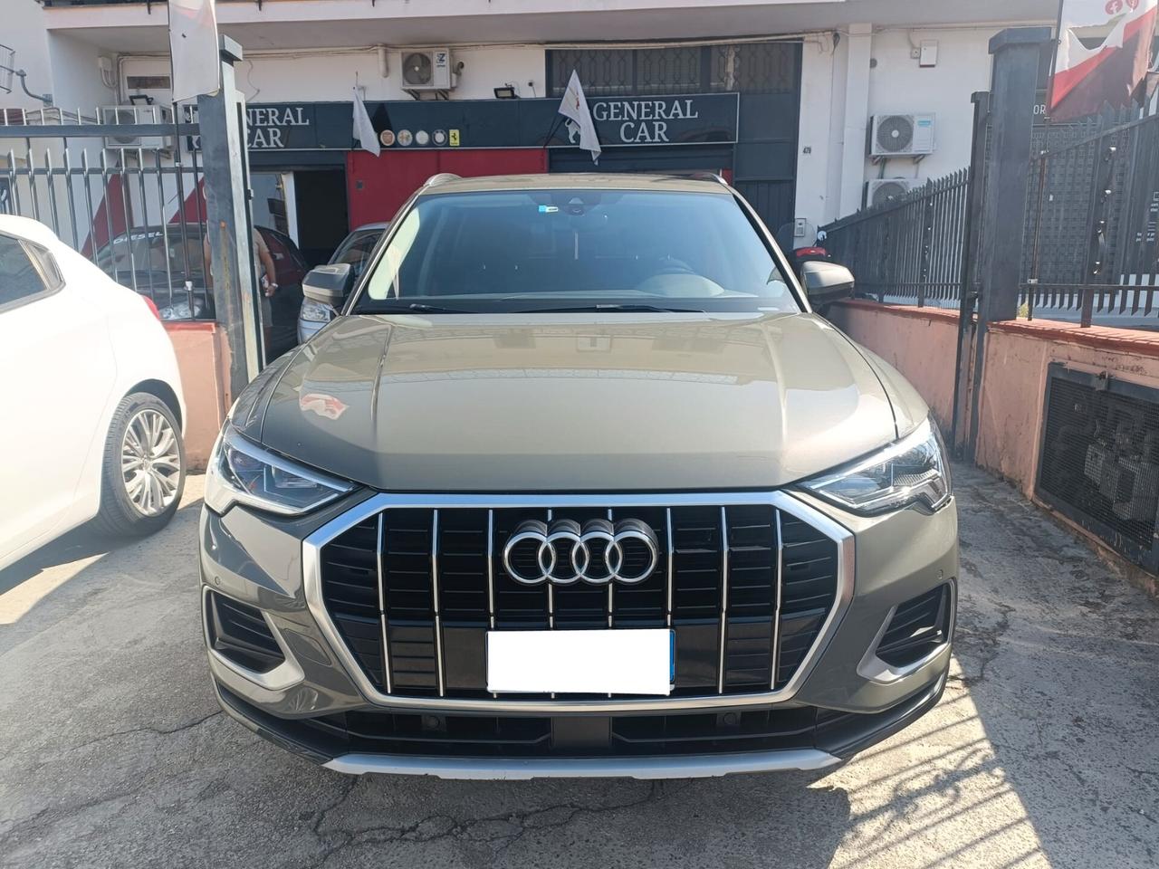 Audi Q3 35 TDI S tronic Business Advanced