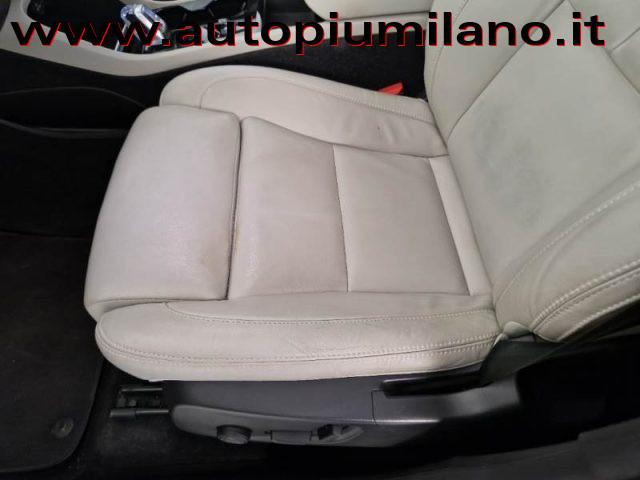 VOLVO XC40 T5 Recharge Plug-in Hybrid Inscription