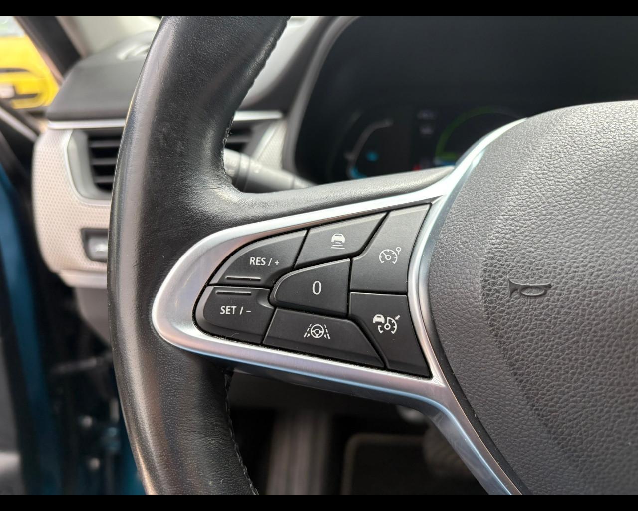 RENAULT Arkana - Arkana Hybrid E-Tech 145 CV Intens
