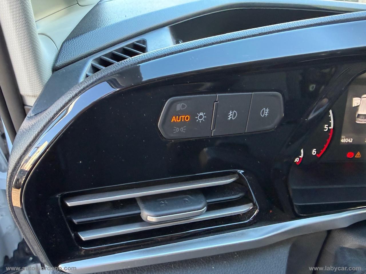 FORD Gr.Tourneo Connect 2.0 122 aut. Tit.