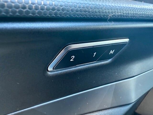 Lynk&co 01 iva esposta