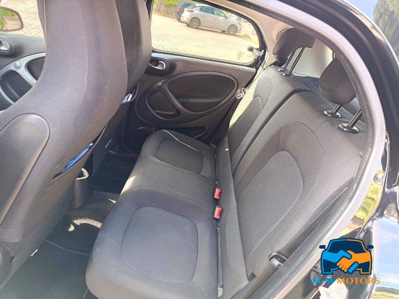 SMART FORFOUR