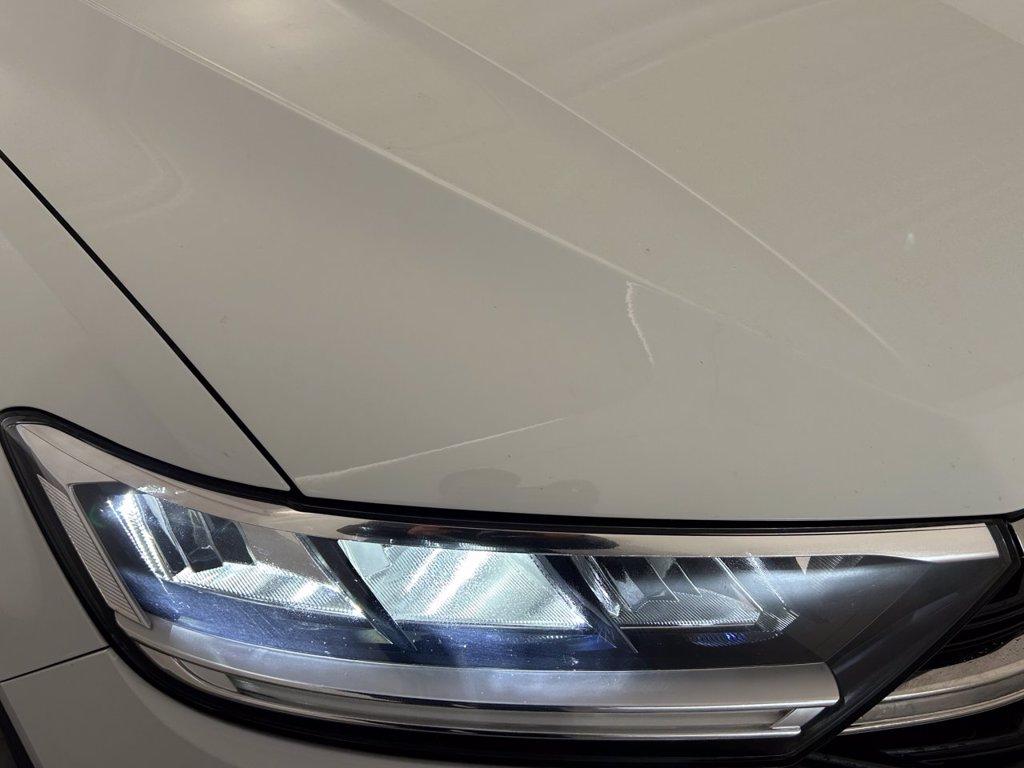 VOLKSWAGEN T-roc 1.5 tsi r-line del 2023