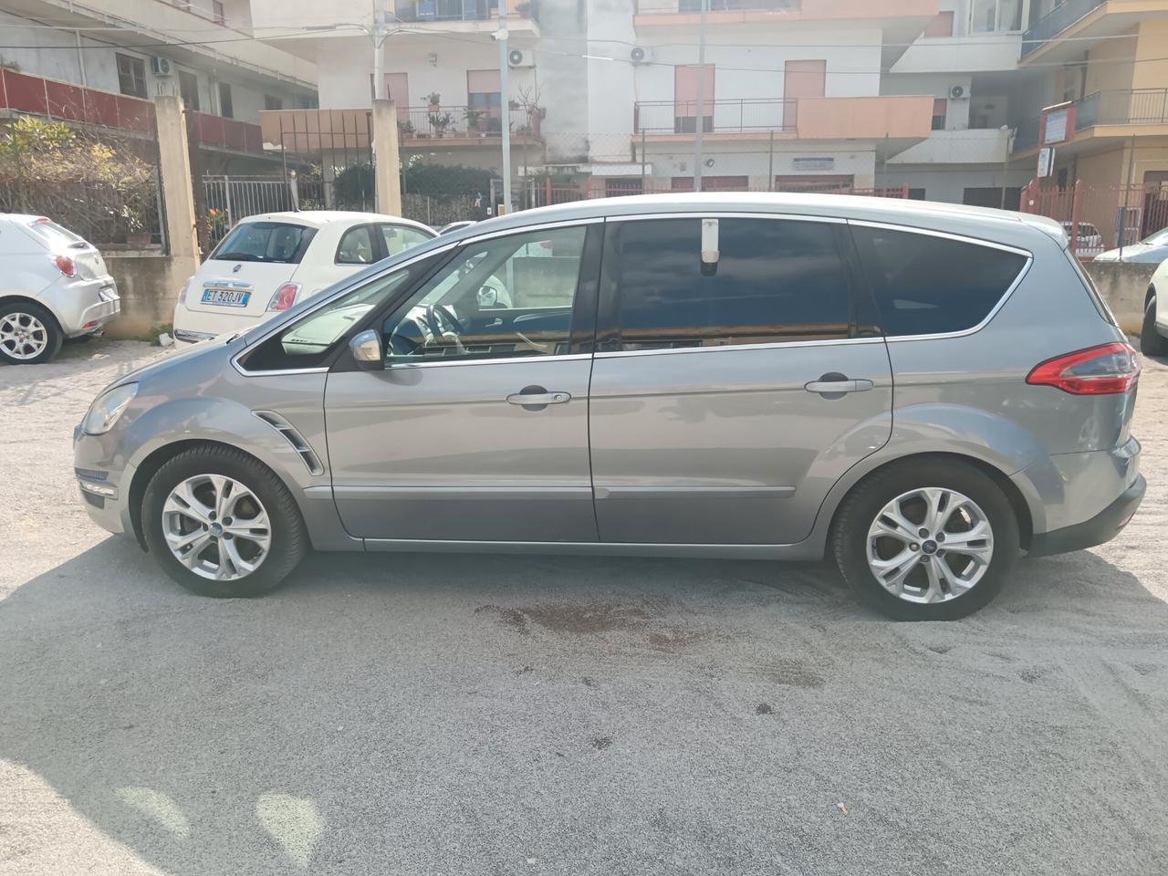 Ford S-Max 2.0 TDCi 163CV Powershift Tit. DPF