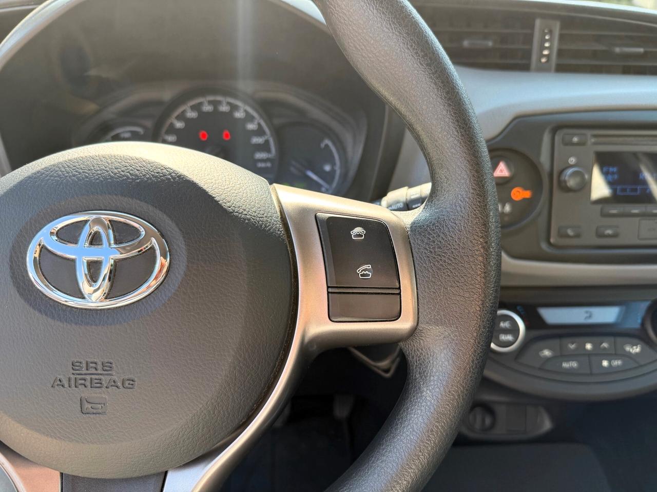 Toyota Yaris 1.5 Hybrid 5 porte Active
