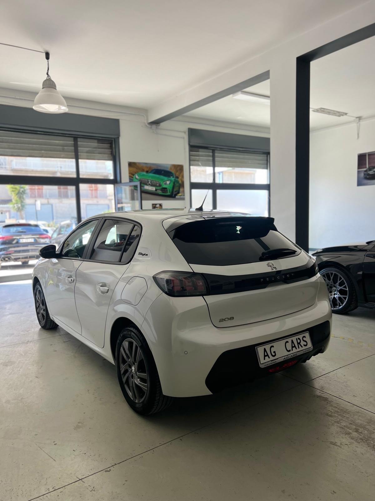 Peugeot 208 PureTech 75 Stop&Start 5 porte Style