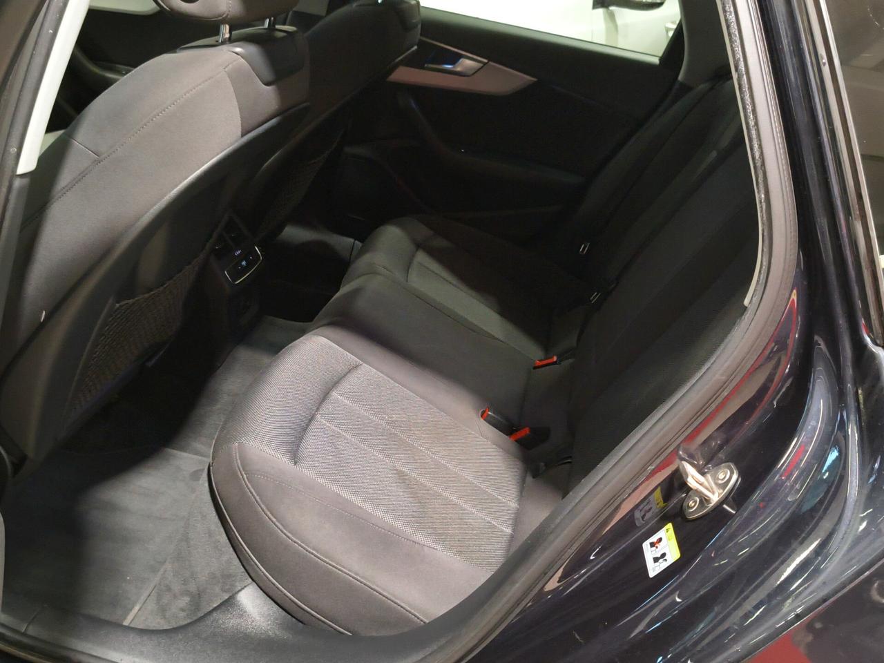 Audi A4 Avant 2.0 TDI 150 CV ultra S tronic Sport