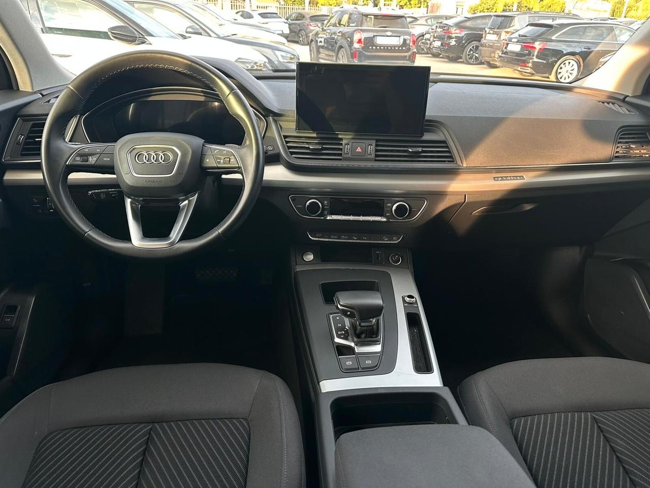 Audi Q5 45 TFSI quattro S tronic Business Advanced