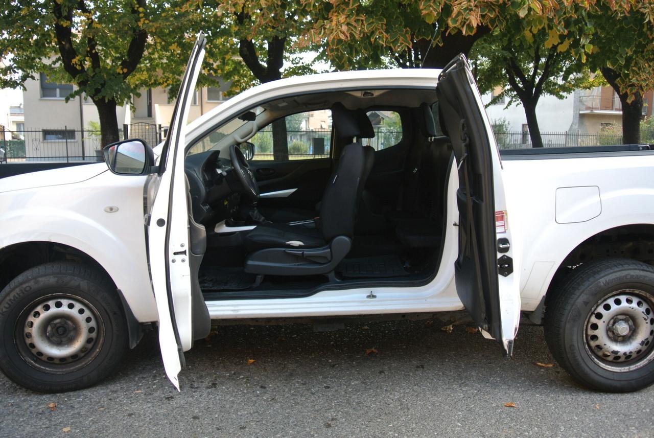 Nissan Navara 2.3 dCi 4WD King Cab Visia