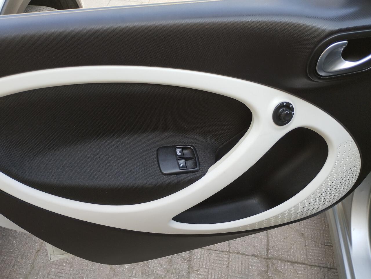 Smart ForFour 70 1.0 Passion