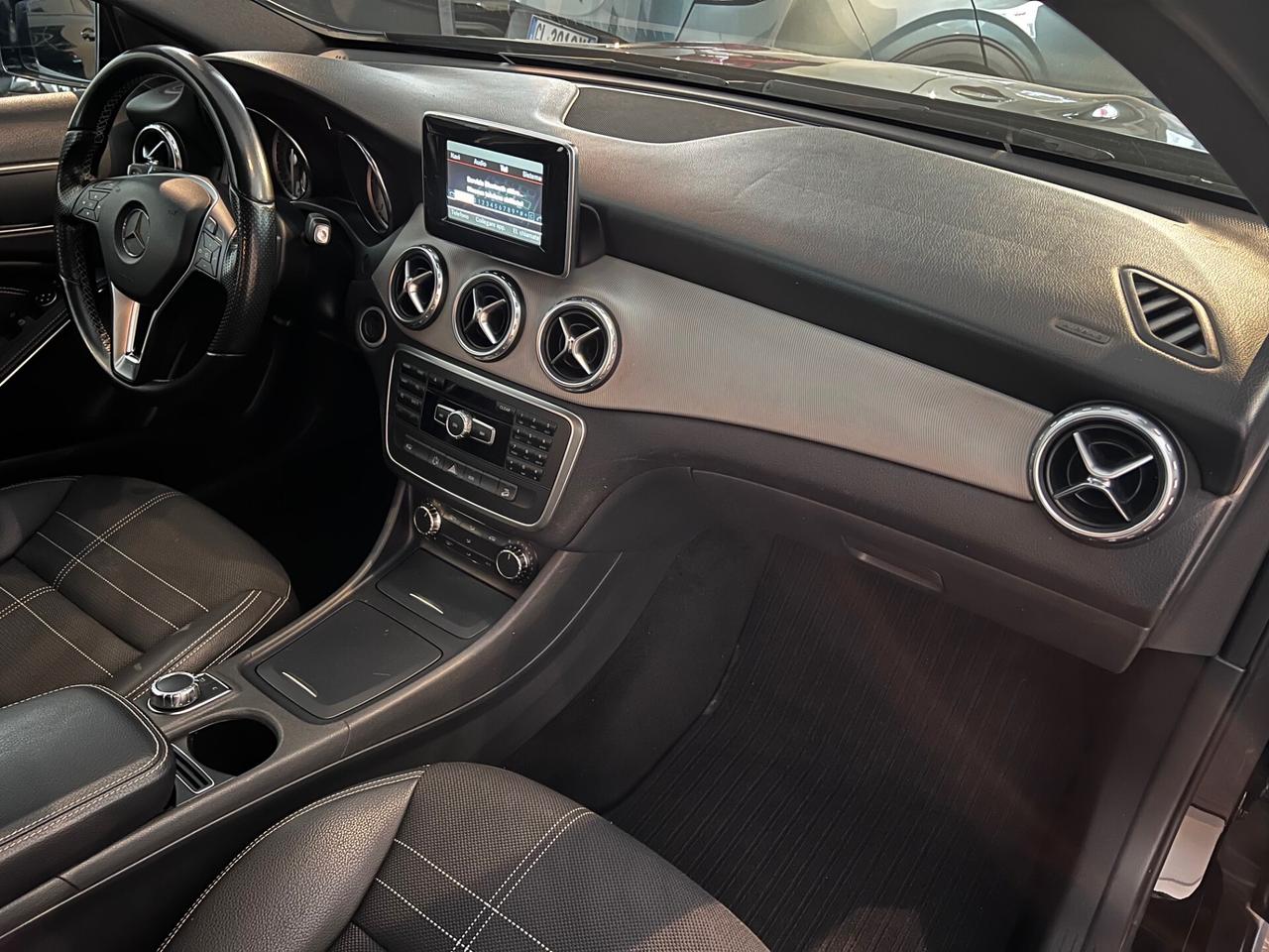 Mercedes-benz GLA 200 d (cdi) 136cv Sport 4matic AUTO PELLE/LED/CAMERA