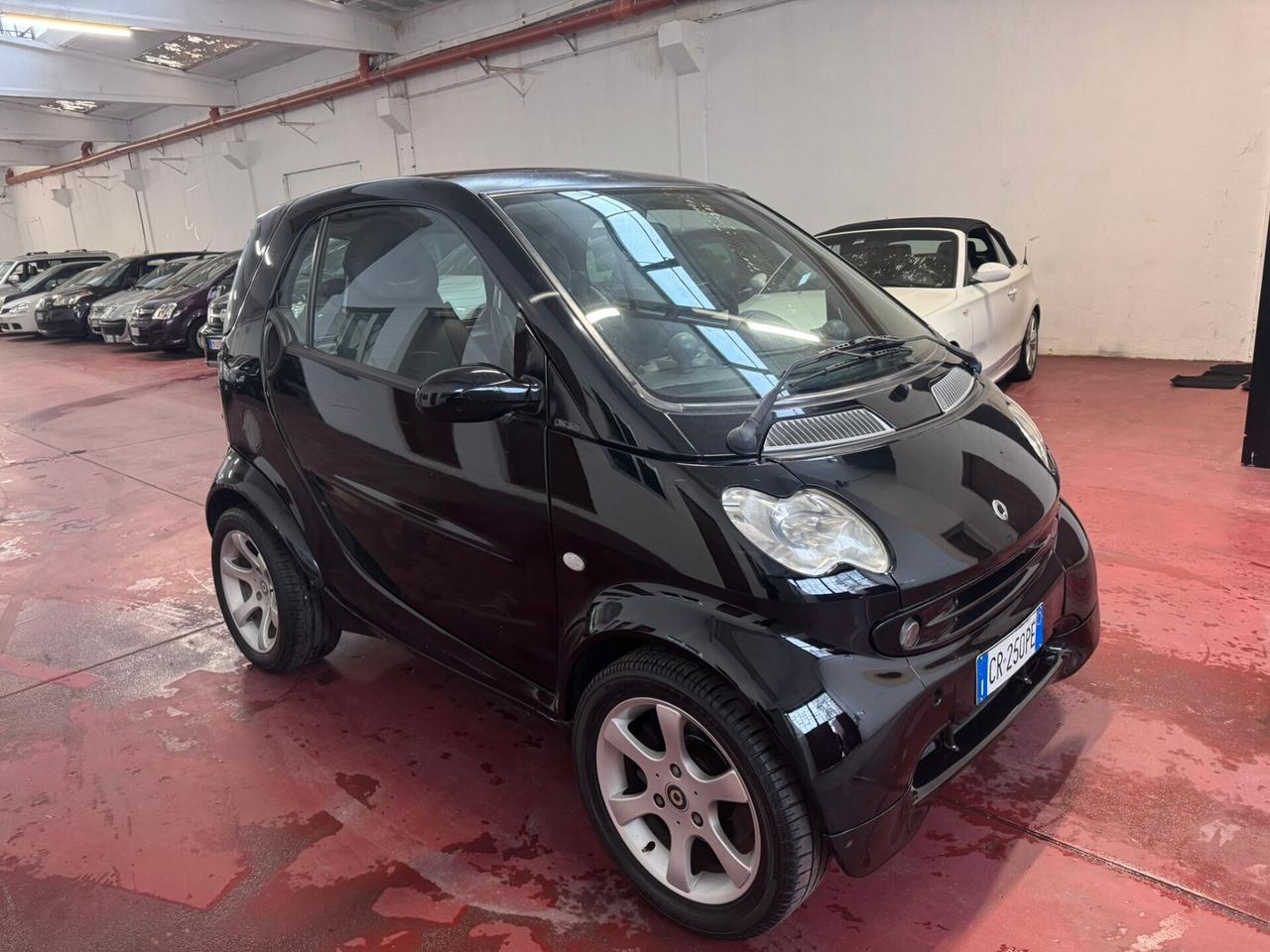 Smart ForTwo 700 coupé passion INTERNI BRABUS