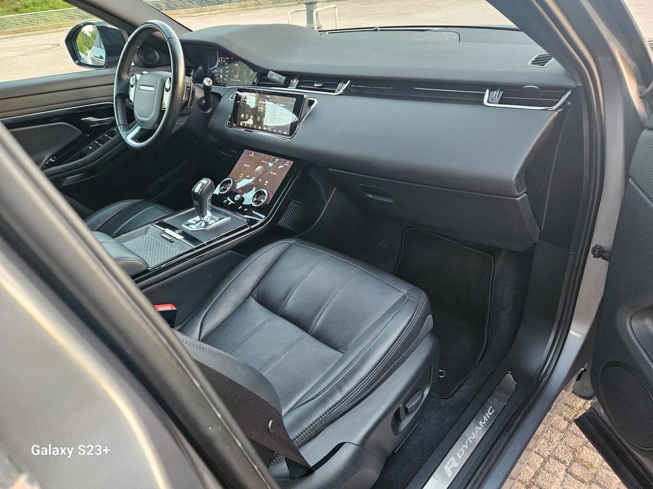 Range Rover Evoque HYBRID R-dynamic
