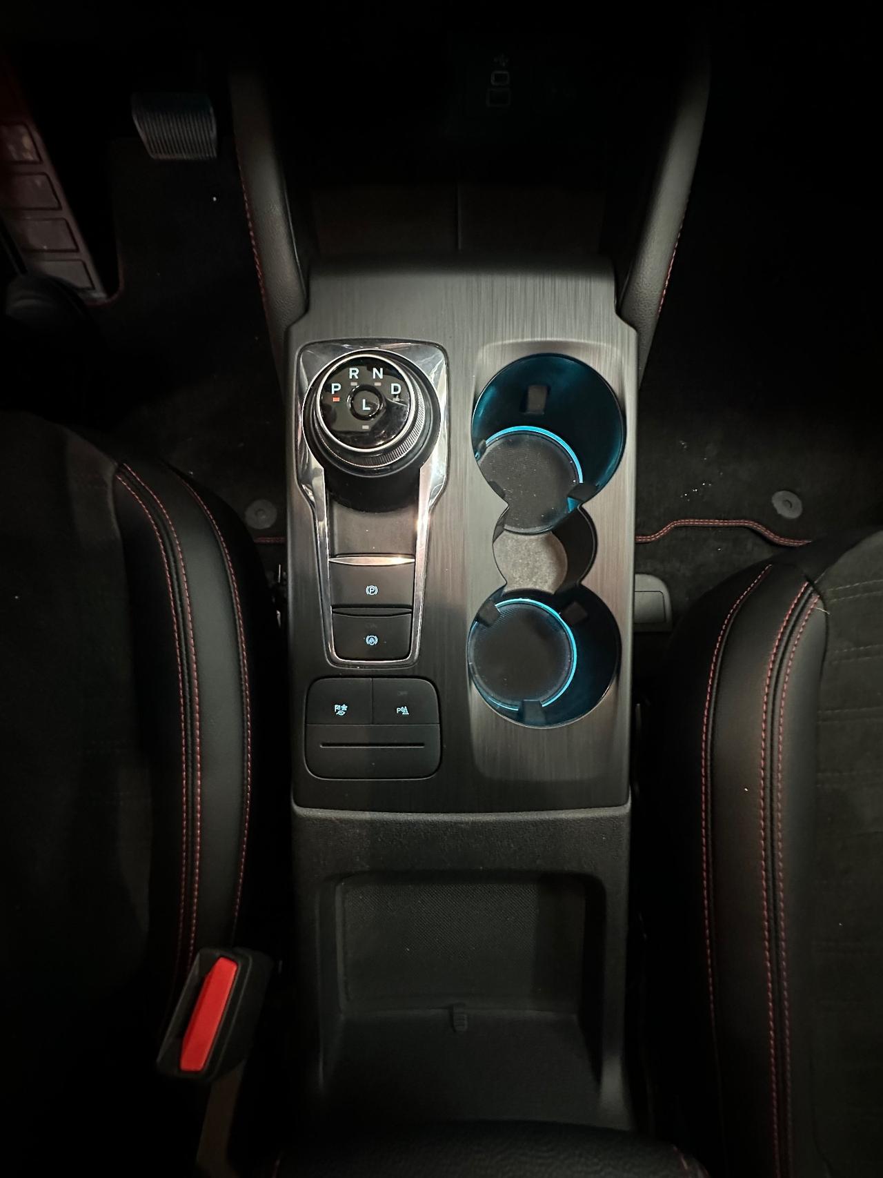 Ford Kuga 2.5 Full Hybrid 190 CV CVT 2WD ST-Line