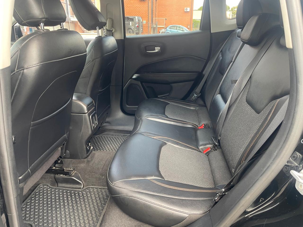 Jeep Compass 2.0 Multijet II aut. 4WD Limited + gancio traino