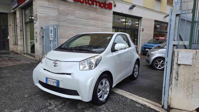 TOYOTA iQ 1.0 Sol