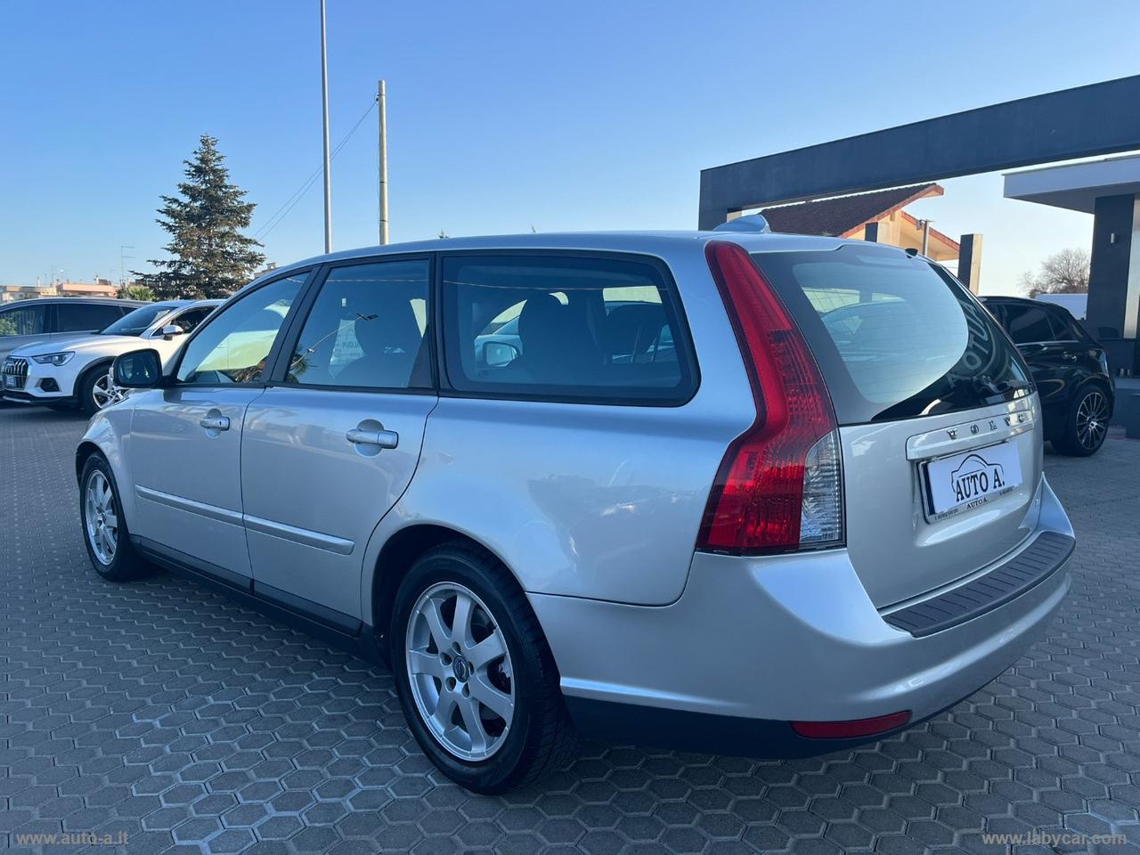 VOLVO V50 1.6 D DRIVE POLAR