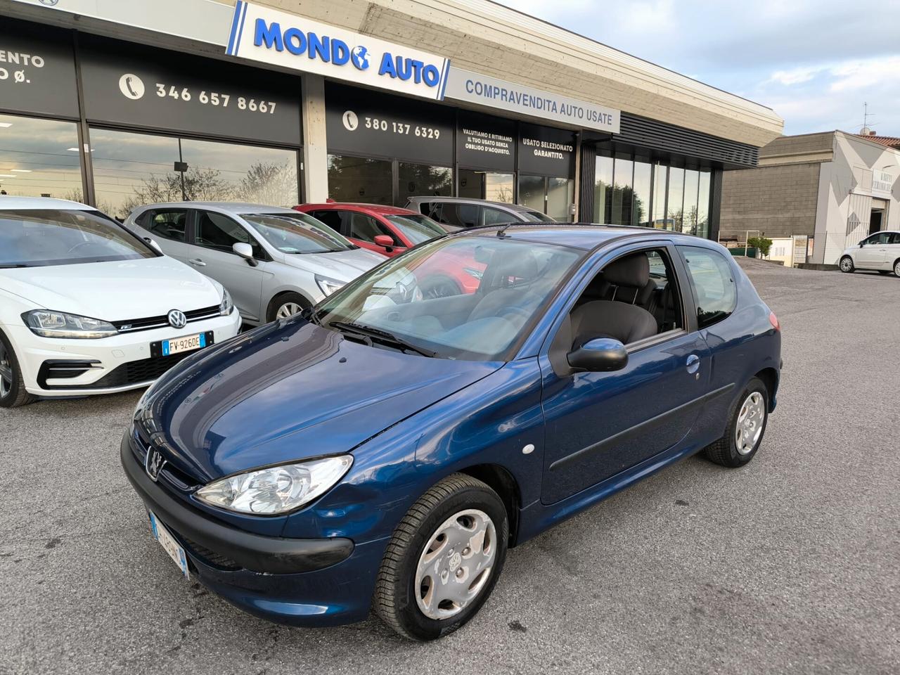 Peugeot 206 1.1 3p. XT *neopatentati*