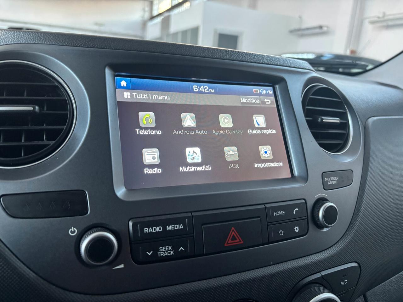 Hyundai i10 1.0 MPI Tech