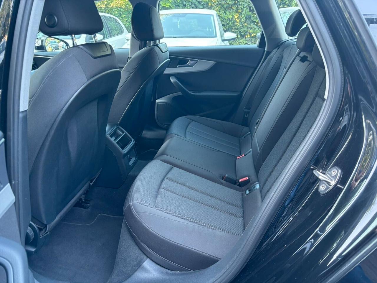Audi A4 Avant 2.0 TDI 163 CV S tronic Ibrida