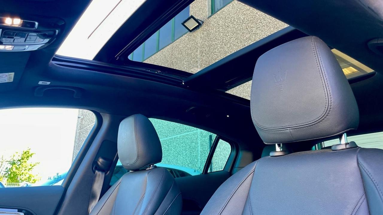 Maserati Grecale MHEV 300 CV AWD GT TETTO V.cockpit Full