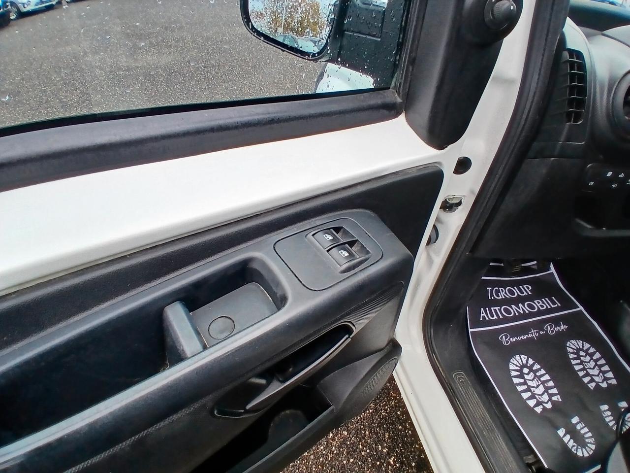 Fiat Fiorino 1.3 MJT 95CV Cargo Professional