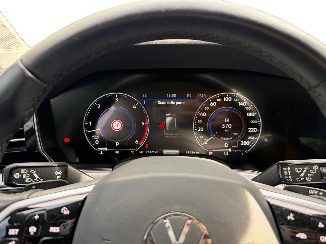VOLKSWAGEN Touareg III 2018 - Touareg 3.0 V6 tdi Elegance 286cv tiptron