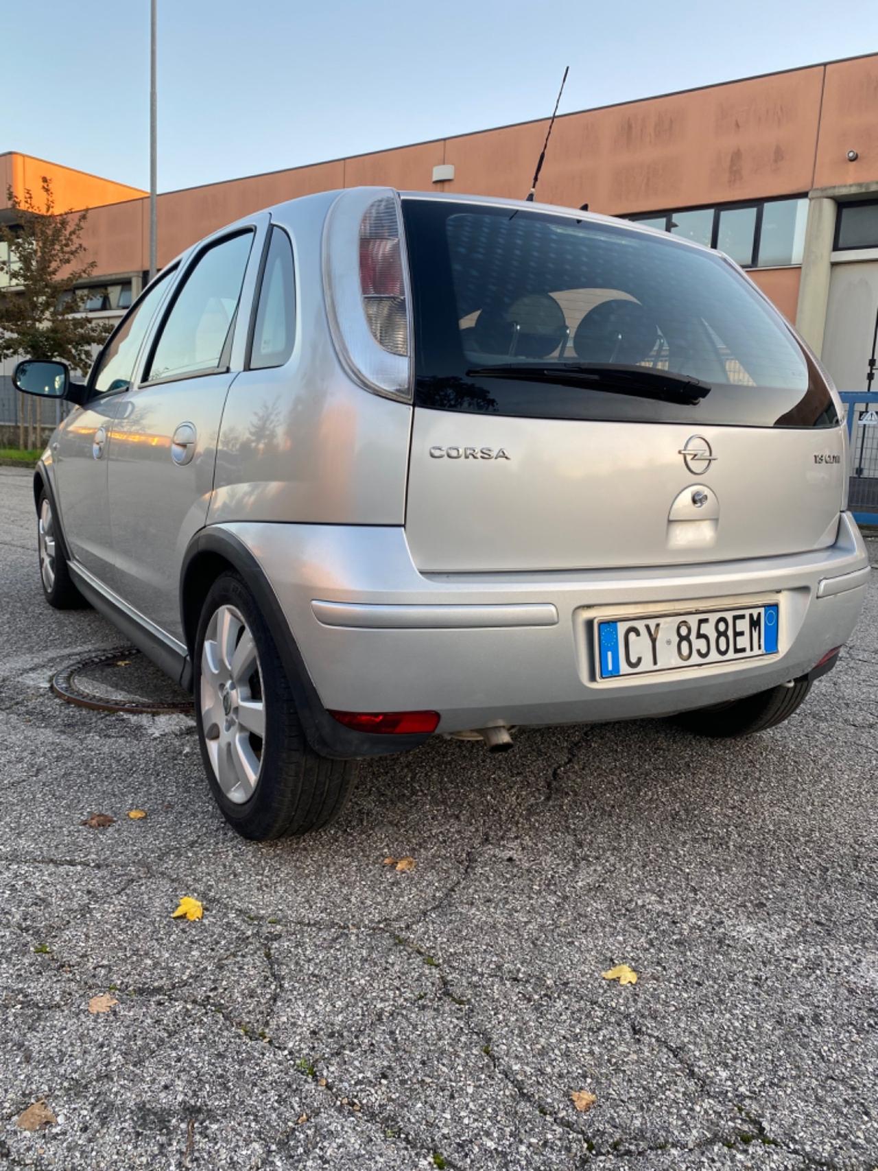 Opel Corsa 1.3 16V CDTI cat 5 porte Enjoy