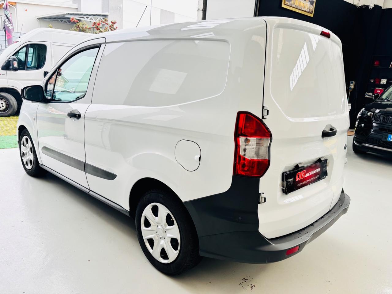 Ford Transit Courier 1.5 TDCi 100CV Van Trend