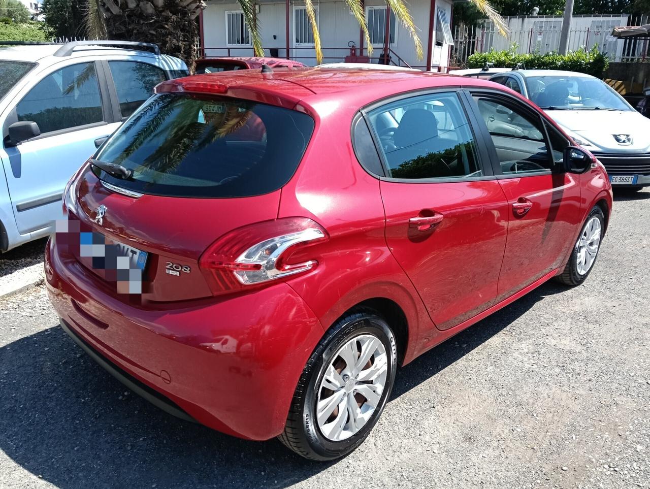 Peugeot 208 1.6 e-HDi 92 CV Stop&Start 5 porte Allure