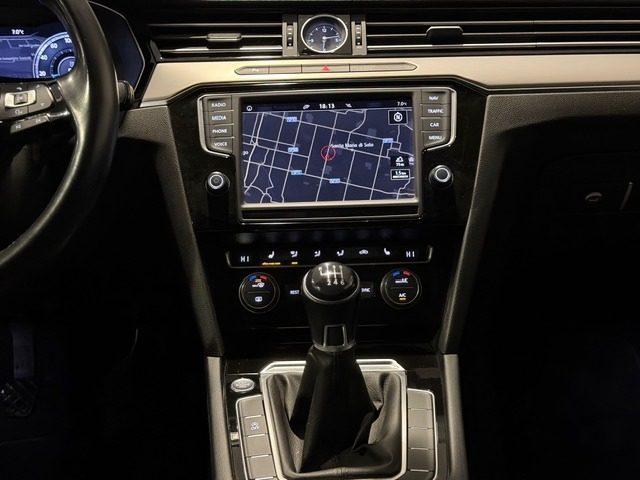 VOLKSWAGEN Passat 2.0 TDI 150CV HIGHLINE BERLINA