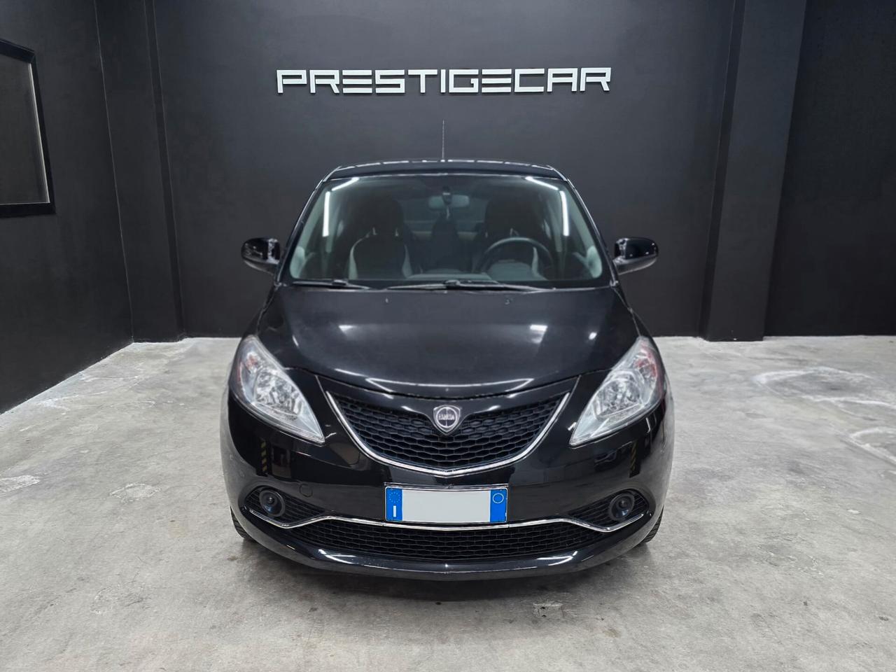 Lancia Ypsilon SeS Silver