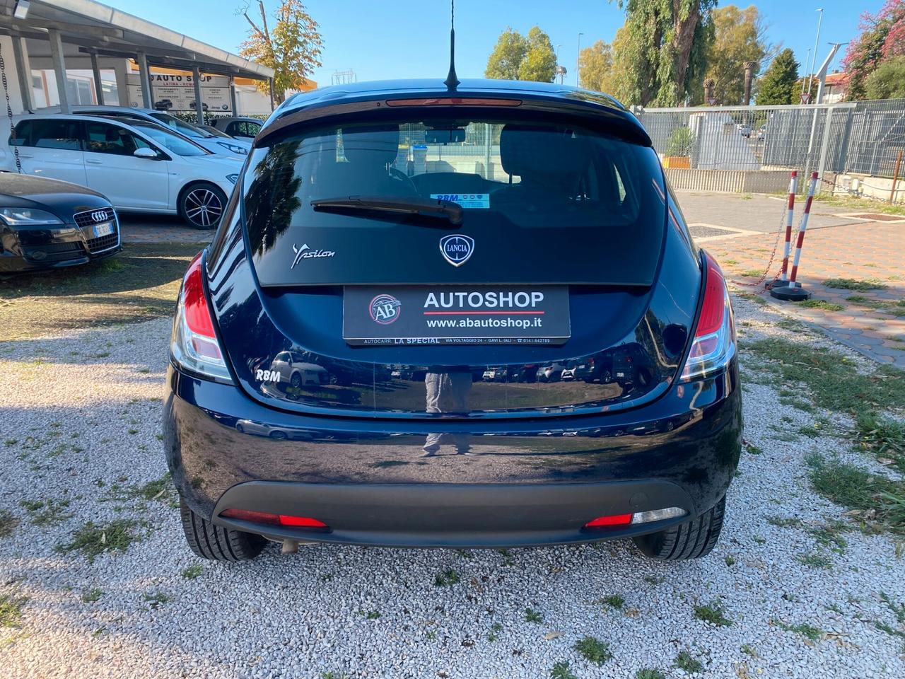 LANCIA - Ypsilon - 1.2 69 CV 5p. GPL Ecochic Ele.Bl - NEOPATENTATI - FINANZIABILE - PERMUTE