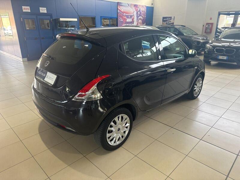 Lancia Ypsilon Ypsilon 1.2 69 CV 5 porte GPL Ecochic Gold NAVI