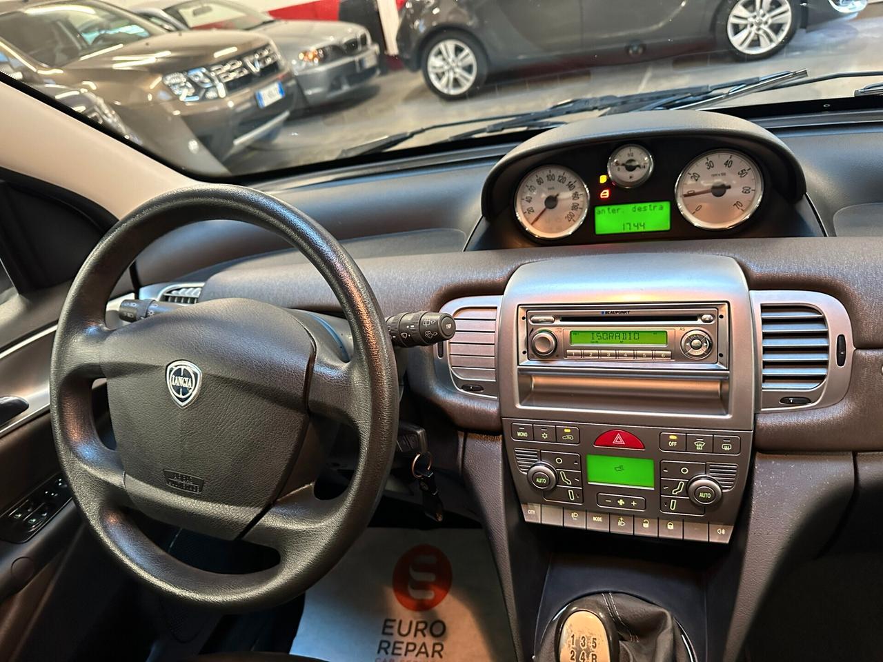 Lancia Ypsilon 1.4 Platino Ecochic GPL