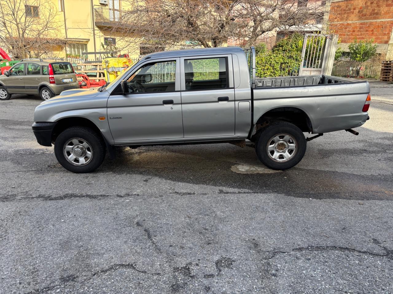 Mitsubishi L200 2.5 TDI 4WD Double Cab Pick-up GL