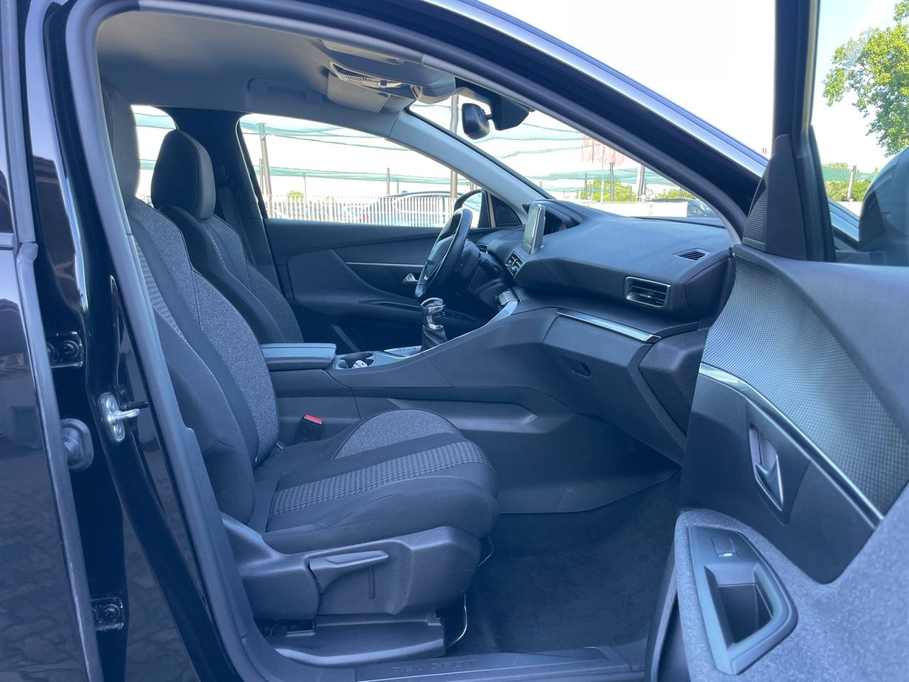 Peugeot 3008 BlueHDi 130 S&S Active Pack